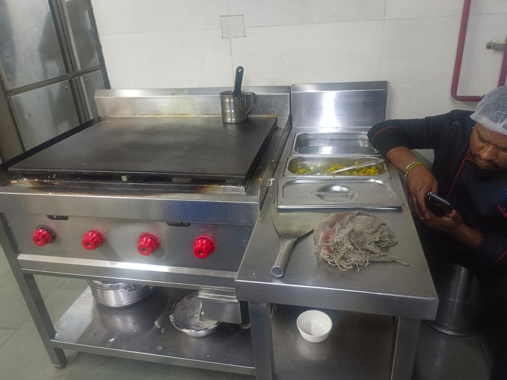 whatsapp image 2025 12 03 at 18.44.23 152f61cf